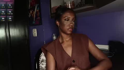 Snapshot of hellsd97 chatting on October 25, 4:20 am hellsd97 online show from October 25, 4:20 am