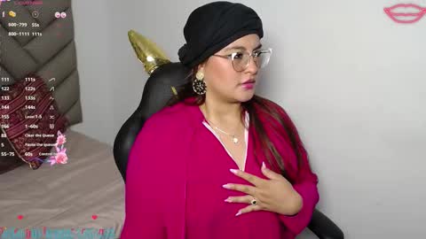 Snapshot of heluejamil chatting on October 4, 2:42 am Zahira online show from October 4, 2:42 am