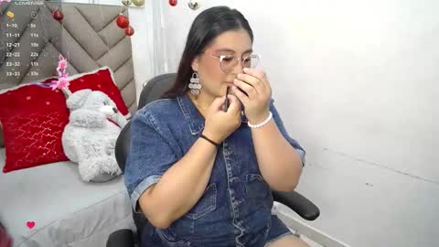 Snapshot of heluejamil chatting on December 19, 7:10 pm Zahira online show from December 19, 7:10 pm