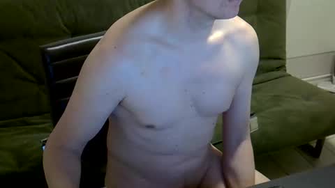 Snapshot of hemligknull chatting on March 22, 11:08 pm Jason Statham online show from March 22, 11:08 pm