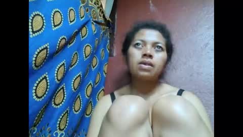 henitsaldy online show from October 11, 7:07 am