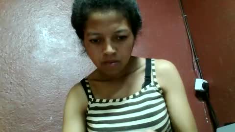 Snapshot of henitsaldy chatting on February 28, 6:47 am henitsaldy online show from February 28, 6:47 am