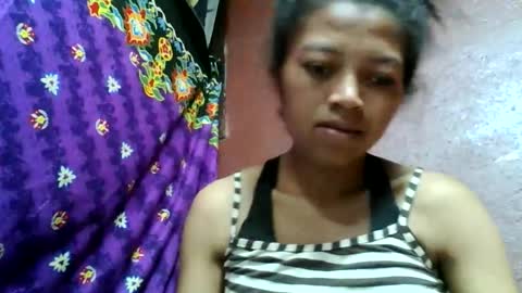henitsaldy online show from May 20, 2:56 pm