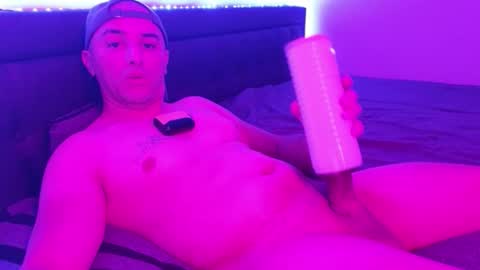 HENNIDRIP online show from November 21, 5:28 am