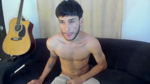 henrik_senn online show from November 9, 11:41 am