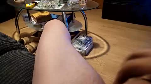 Snapshot of henrybones2021 chatting on October 13, 4:40 pm Henrybones online show from October 13, 4:40 pm