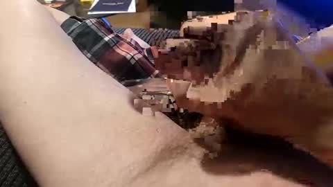 Snapshot of henrybones2021 chatting on October 23, 6:17 pm Henrybones online show from October 23, 6:17 pm