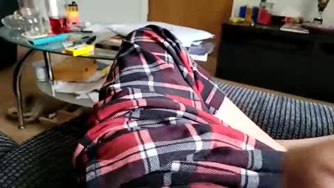 Snapshot of henrybones2021 chatting on October 25, 8:22 am Henrybones online show from October 25, 8:22 am