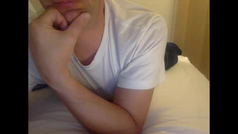 Snapshot of henryhipster chatting on October 24, 2:02 pm Henryhipster sub spank useme new Europe Twink kiss first fit kinky naughty online show from October 24, 2:02 pm