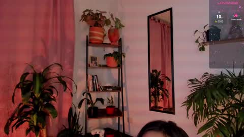Snapshot of hera_069 chatting on February 24, 11:21 am Hello I am Valentina independent Colombian model I love sensuality and pleasure welcome online show from February 24, 11:21 am