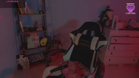 Snapshot of hera_069 chatting on March 31, 2:28 pm Hello I am Valentina independent Colombian model I love sensuality and pleasure welcome online show from March 31, 2:28 pm