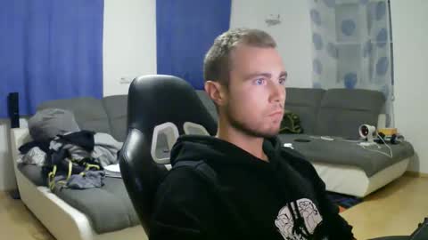 John Pearl online show from October 7, 7:00 pm