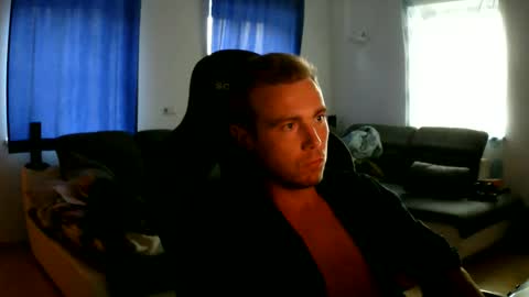 John Pearl online show from May 24, 6:24 pm