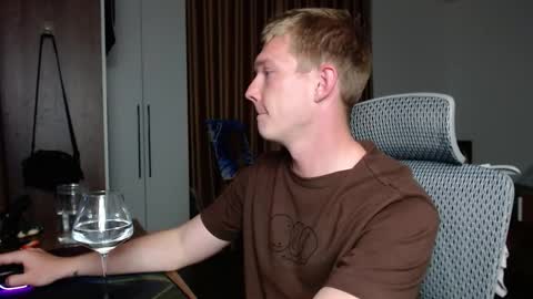 Gregblonde  Alextattoo online show from September 27, 2:11 pm