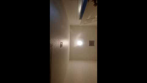 here4aquicky online show from March 11, 7:58 am