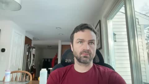 Snapshot of here_i_am_dan chatting on February 9, 1:15 pm here_i_am_dan online show from February 9, 1:15 pm