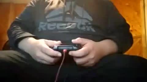 Snapshot of hereforbootyyy chatting on December 3, 6:04 am Hereforbootyyyy online show from December 3, 6:04 am