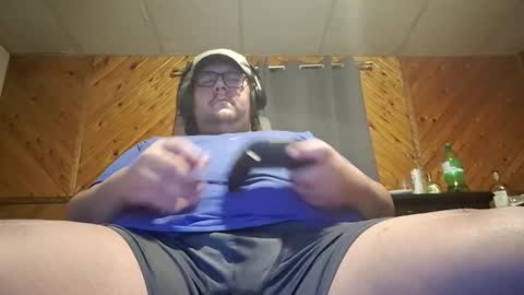 Snapshot of hereforbootyyy chatting on January 6, 6:17 am Hereforbootyyyy online show from January 6, 6:17 am