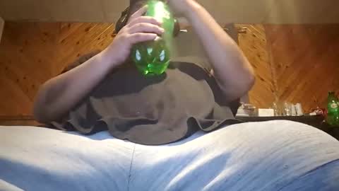 Snapshot of hereforbootyyy chatting on March 28, 11:10 am Hereforbootyyyy online show from March 28, 11:10 am