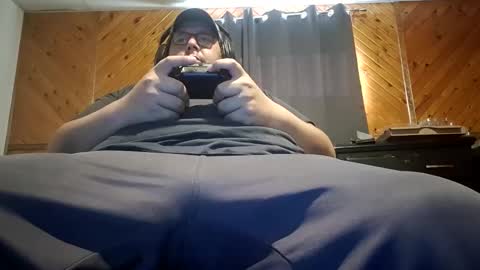 Snapshot of hereforbootyyy chatting on May 11, 12:22 pm Hereforbootyyyy online show from May 11, 12:22 pm