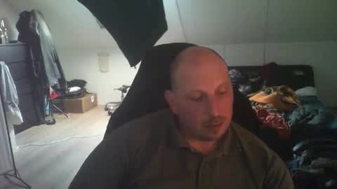 herejust4yoy online show from April 16, 5:03 pm