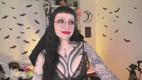 Snapshot of herinfernalmajesty chatting on March 11, 1:11 am Marie online show from March 11, 1:11 am