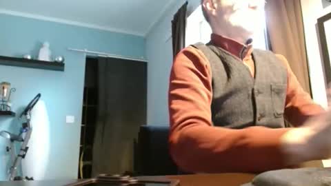 hering76 online show from February 12, 8:42 am