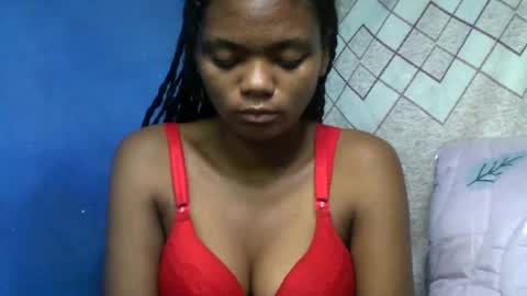 herisse01 online show from May 4, 9:22 pm