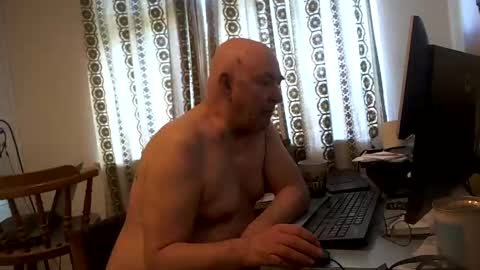 Snapshot of hermeneutika chatting on February 26, 10:26 am mature online show from February 26, 10:26 am