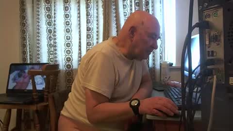 mature online show from December 2, 10:09 am