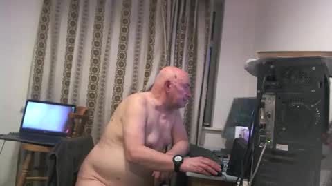 mature online show from January 16, 9:52 pm