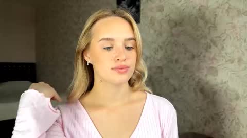 Sylvia online show from September 20, 7:09 am