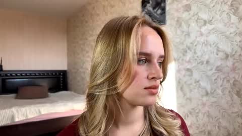 Sylvia online show from September 30, 7:35 am