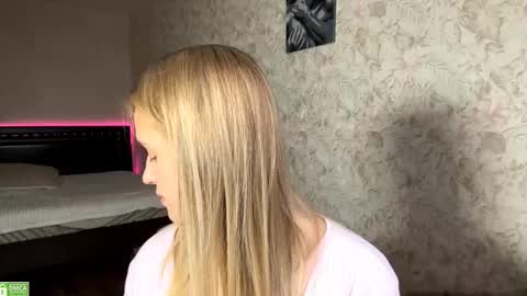 Sylvia online show from October 28, 7:34 am