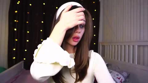 Nicole online show from May 14, 7:09 pm