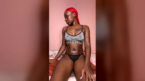 Snapshot of herslatt chatting on March 8, 2:04 am herslatt online show from March 8, 2:04 am