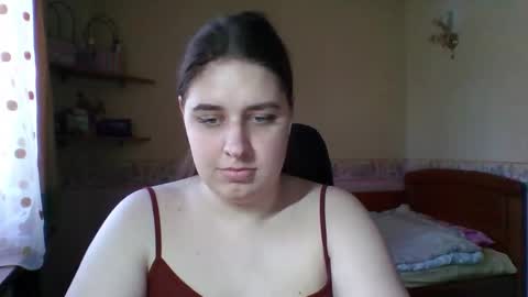 hess_luna_ online show from March 20, 10:20 am