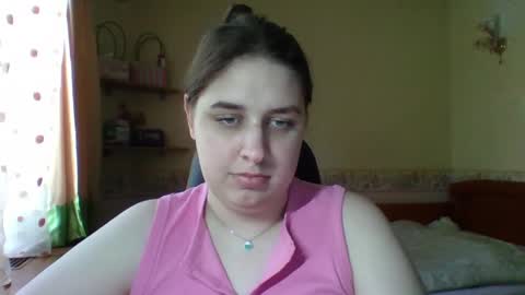 hess_luna_ online show from May 15, 9:05 am