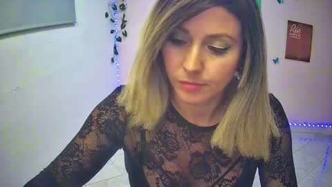 Hestesiaxx online show from March 21, 1:54 am