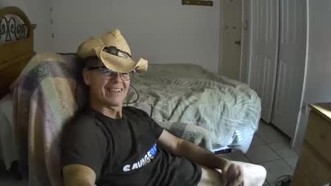 hewes1 online show from January 23, 10:54 am