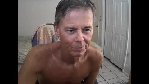 hewes1 online show from October 5, 6:06 pm