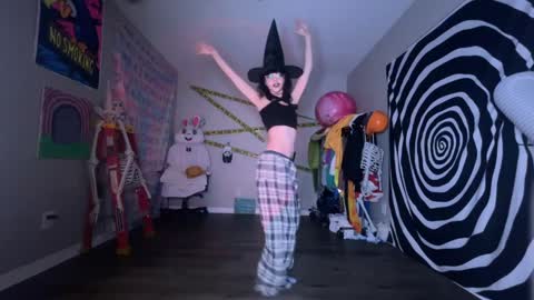 salem online show from October 19, 6:47 am