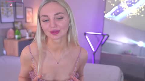 Becky online show from March 26, 8:09 am