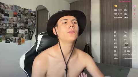 hey_cesard online show from October 21, 4:08 pm