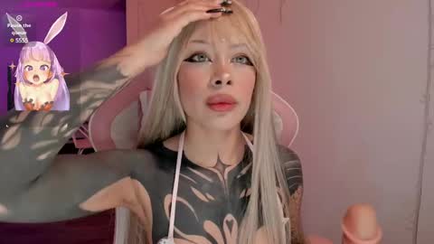 Snapshot of heybambino_ chatting on December 26, 4:53 am Bambi.....Help me get 100 likes in the satisfaction bar. online show from December 26, 4:53 am