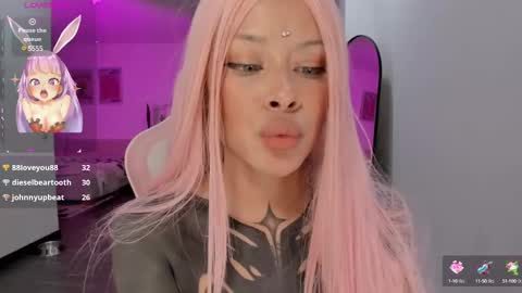 Snapshot of heybambino_ chatting on January 25, 7:38 am Bambi.....Help me get 100 likes in the satisfaction bar. online show from January 25, 7:38 am