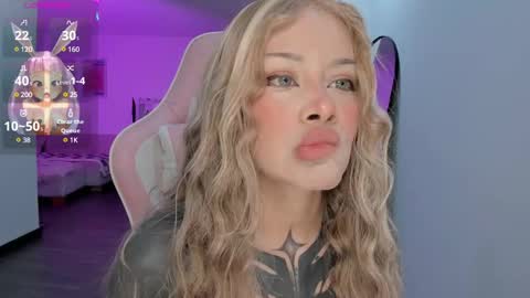 Snapshot of heybambino_ chatting on February 26, 3:32 am Bambi.....Help me get 100 likes in the satisfaction bar. online show from February 26, 3:32 am