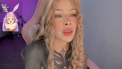 Snapshot of heybambino_ chatting on March 7, 2:57 am Bambi.....Help me get 100 likes in the satisfaction bar. online show from March 7, 2:57 am