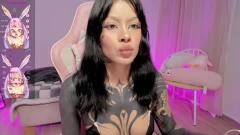 Snapshot of heybambino_ chatting on September 17, 4:03 am Bambi.....Help me get 100 likes in the satisfaction bar. online show from September 17, 4:03 am