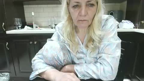 Heyheygrey online show from May 10, 11:43 pm